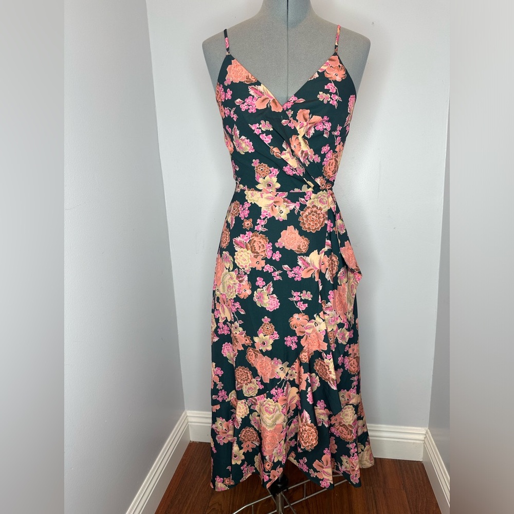 DE LORETA Miel Deep V-Neck Cotton Midi Dress